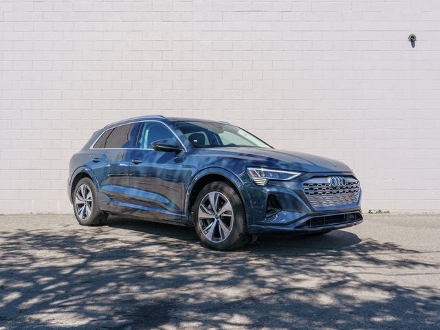 2024 Audi Q8 e-tron Premium Plus quattro