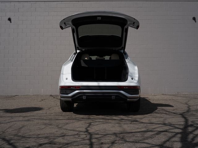 2023 Audi Q5 Sportback 45 S line Prestige quattro