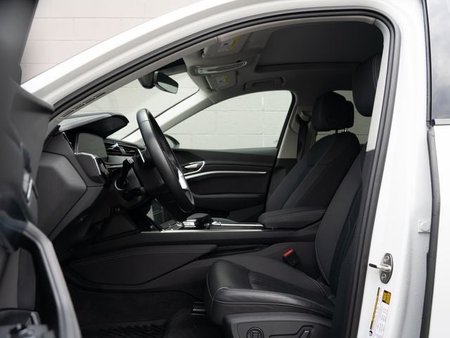 2022 Audi e-tron Premium quattro