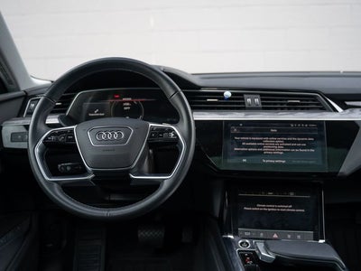 2022 Audi e-tron Premium quattro