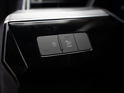 2022 Audi e-tron Premium quattro