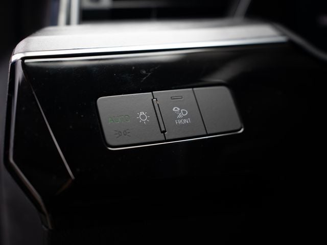 2022 Audi e-tron Premium quattro