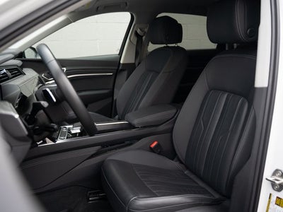 2022 Audi e-tron Premium quattro