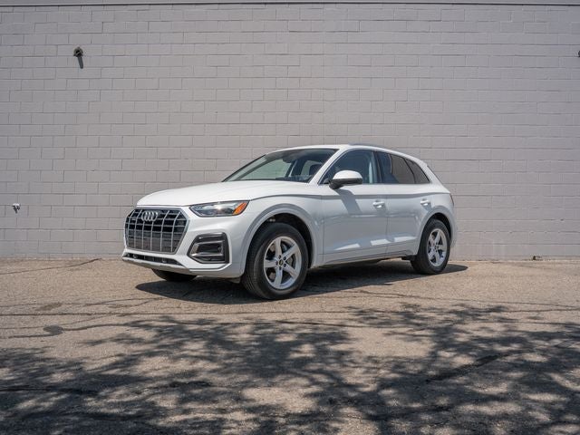2024 Audi Q5 40 Premium quattro