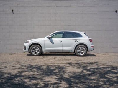 2024 Audi Q5 40 Premium quattro