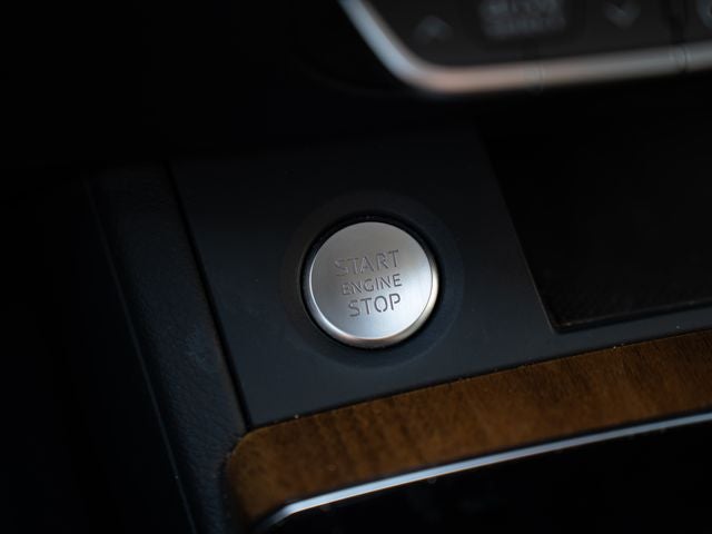 2024 Audi Q5 40 Premium quattro