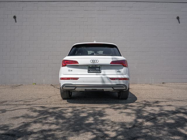 2024 Audi Q5 40 Premium quattro