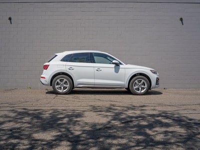 2024 Audi Q5 40 Premium quattro