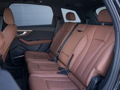 2025 Audi Q7 45 Premium quattro