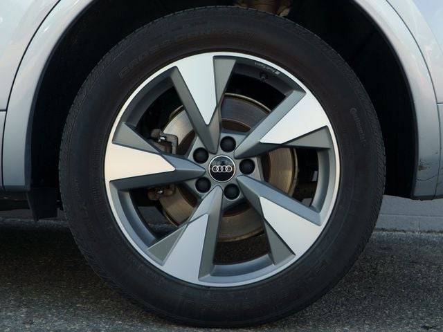 2023 Audi Q5 40 Premium Plus quattro