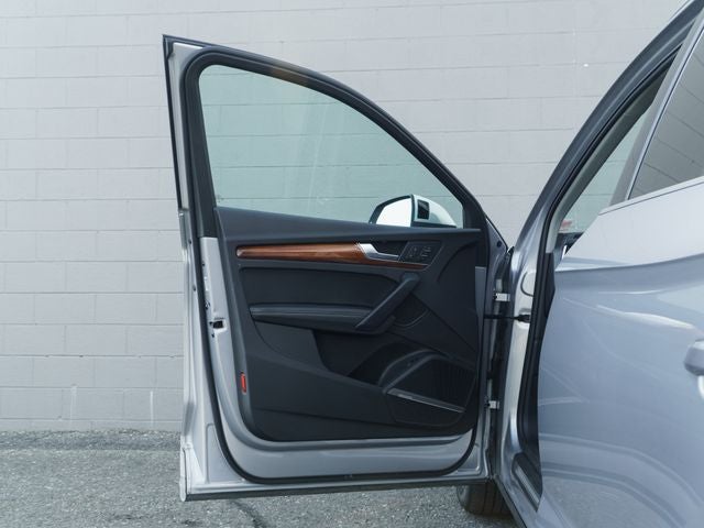 2023 Audi Q5 40 Premium Plus quattro