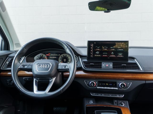 2023 Audi Q5 40 Premium Plus quattro