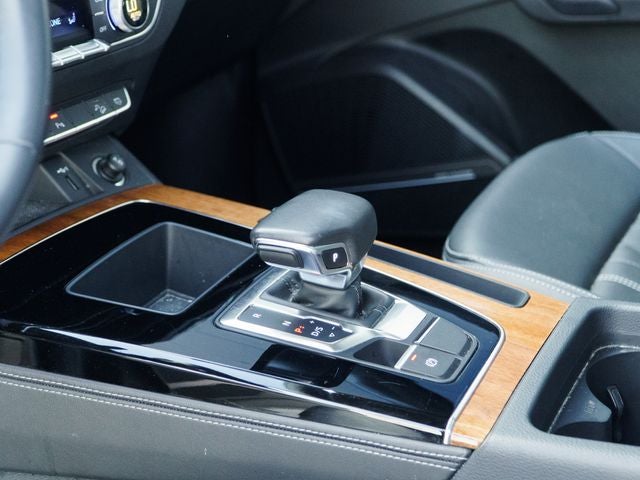 2023 Audi Q5 40 Premium Plus quattro