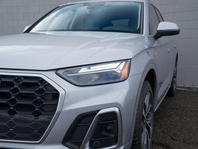 2023 Audi Q5 45 S line Premium quattro