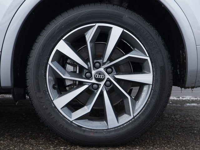 2023 Audi Q5 45 S line Premium quattro