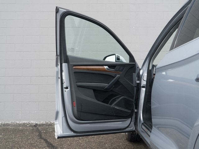 2023 Audi Q5 45 S line Premium quattro