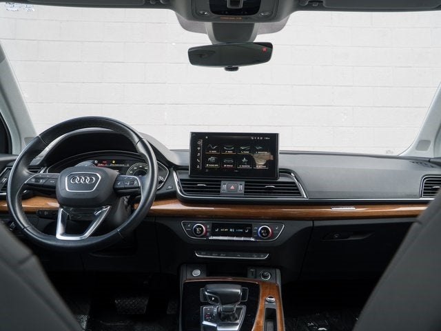 2023 Audi Q5 45 S line Premium quattro