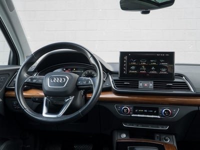 2023 Audi Q5 45 S line Premium quattro