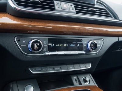 2023 Audi Q5 45 S line Premium quattro