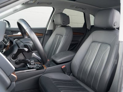 2023 Audi Q5 45 S line Premium quattro