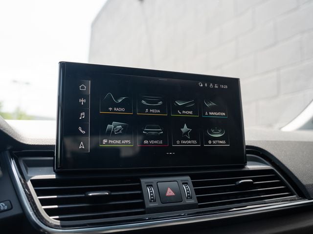 2023 Audi Q5 45 S line Premium quattro