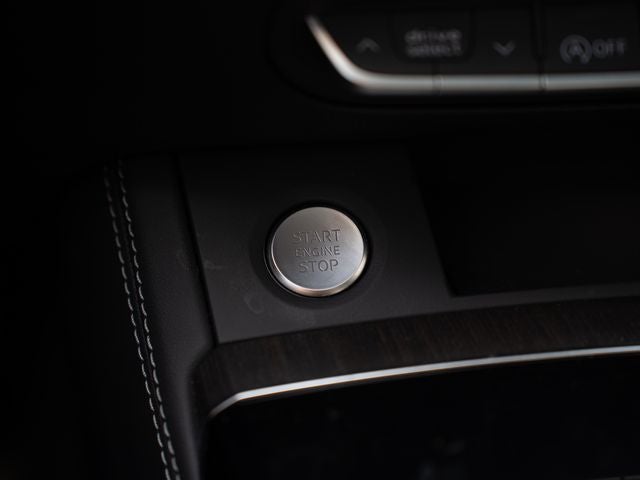 2023 Audi Q5 45 S line Premium quattro