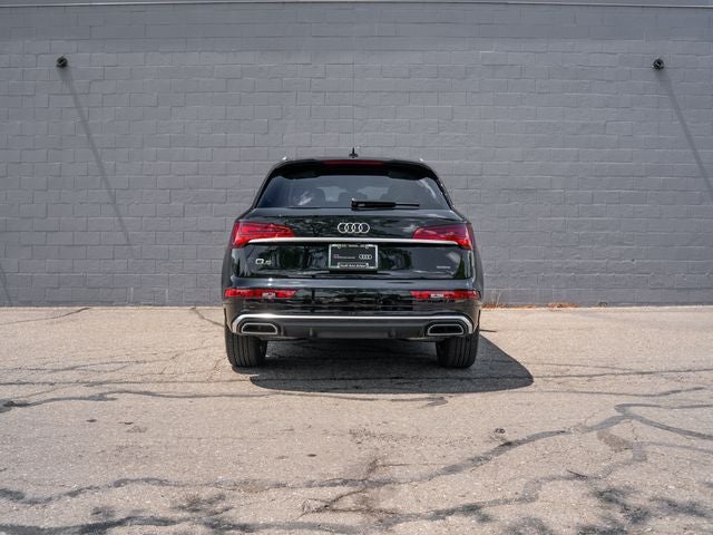 2023 Audi Q5 45 S line Premium quattro