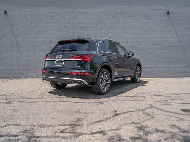 2023 Audi Q5 45 S line Premium quattro