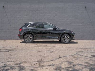 2023 Audi Q5 45 S line Premium quattro