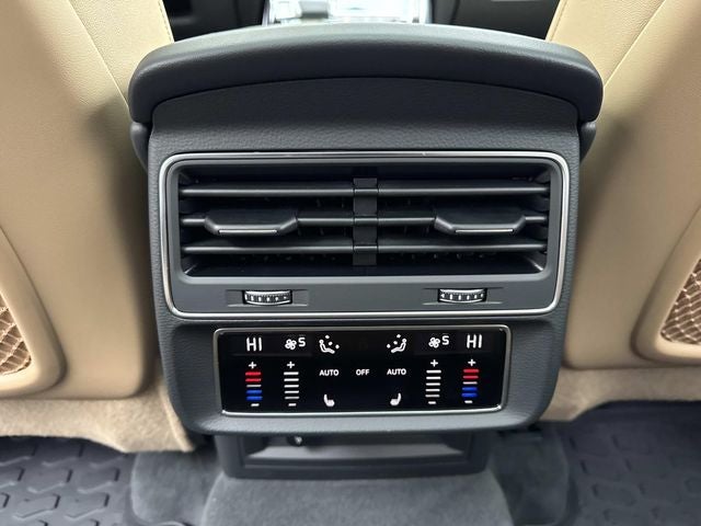 2025 Audi Q8 55 Premium Plus quattro