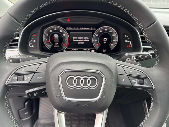 2025 Audi Q8 55 Premium Plus quattro