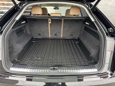 2025 Audi Q8 55 Premium Plus quattro