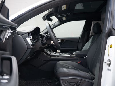 2025 Audi Q8 55 Premium Plus quattro