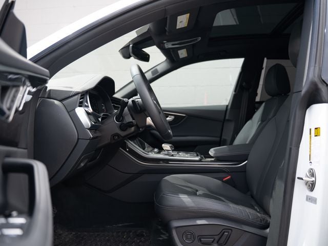 2025 Audi Q8 55 Premium Plus quattro