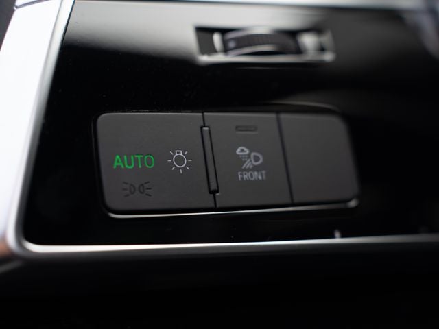2025 Audi Q8 55 Premium Plus quattro