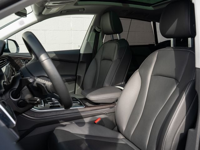 2023 Audi Q8 55 Premium Plus quattro