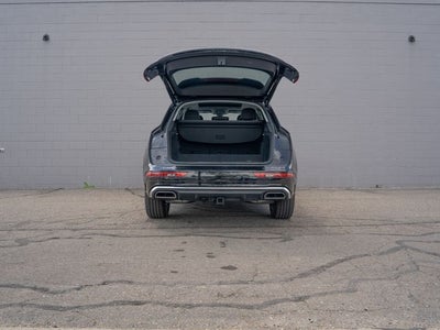 2023 Audi Q5 45 S line Prestige quattro