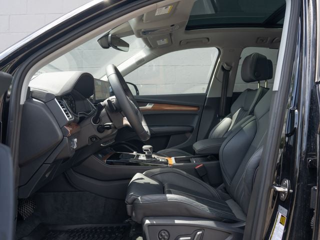 2023 Audi Q5 45 S line Prestige quattro
