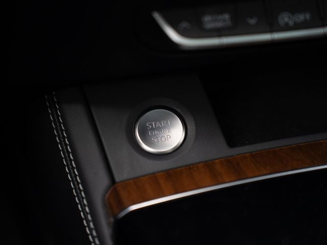 2023 Audi Q5 45 S line Prestige quattro