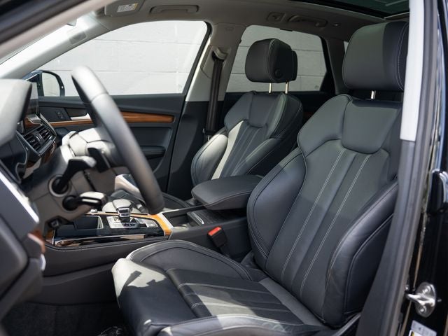 2023 Audi Q5 45 S line Prestige quattro