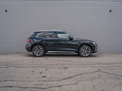 2023 Audi Q5 45 S line Prestige quattro