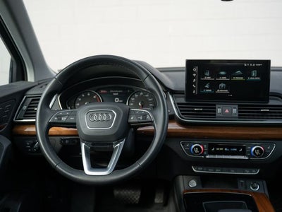 2023 Audi Q5 45 S line Premium quattro