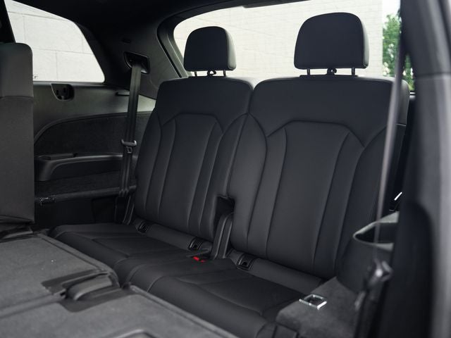 2023 Audi Q7 45 Premium Plus quattro