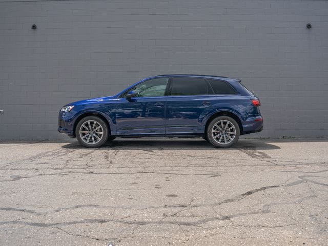 2023 Audi Q7 45 Premium Plus quattro
