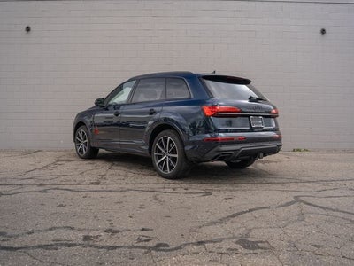 2025 Audi Q7 45 Premium Plus quattro