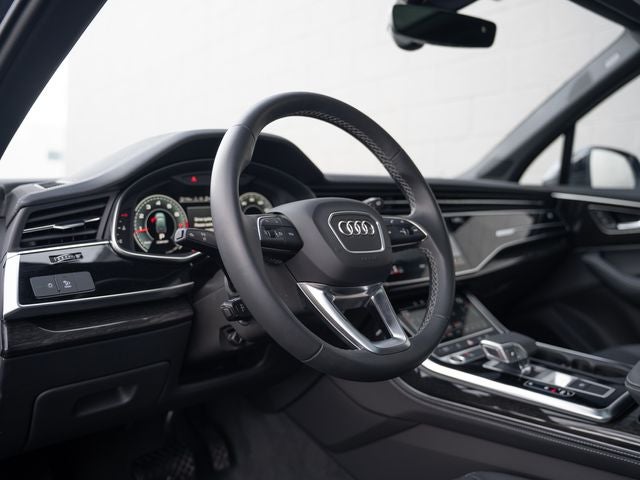 2025 Audi Q7 45 Premium Plus quattro