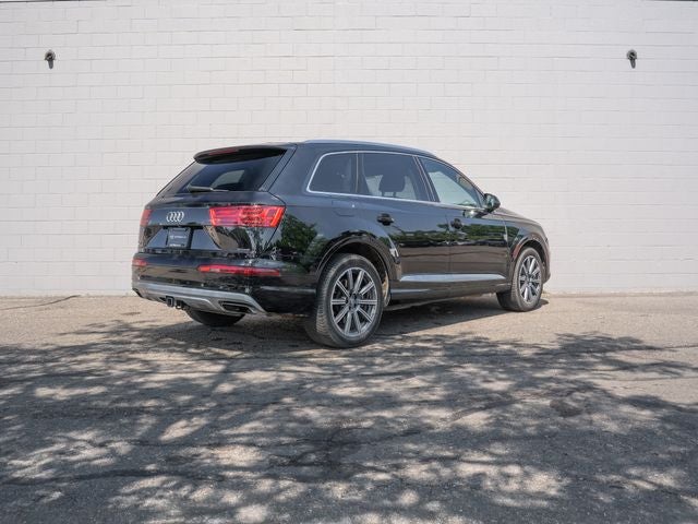 2019 Audi Q7 45 Premium Plus quattro