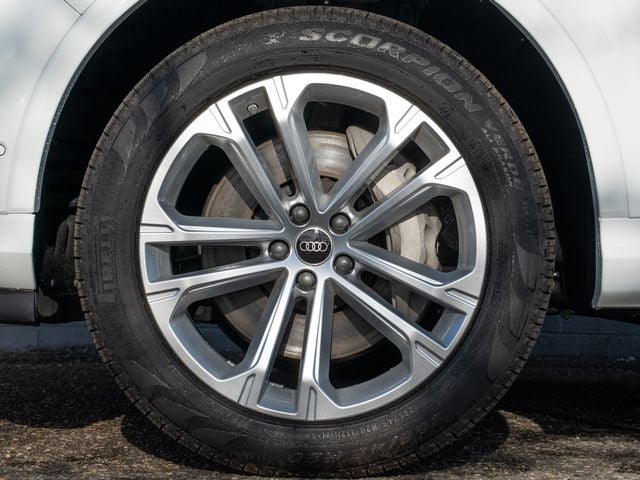 2025 Audi Q7 55 Premium Plus quattro