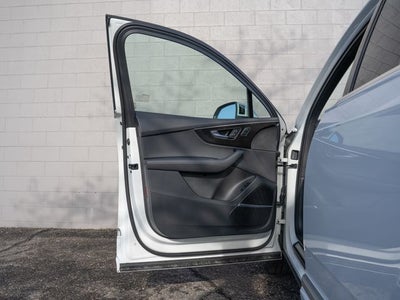 2025 Audi Q7 55 Premium Plus quattro