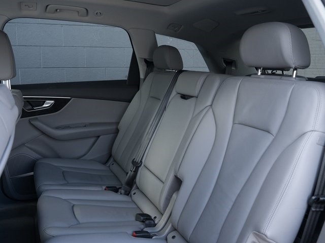 2022 Audi Q7 55 Premium Plus quattro